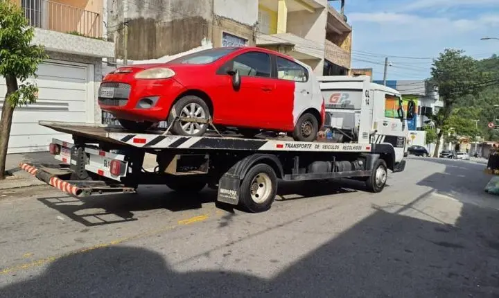 Barueri intensifica fiscalização e remoção de veículos abandonados
