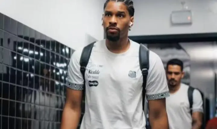 Comissão técnica do Santos terá conversa sobre Diógenes após nova falha do goleiro