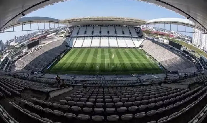 Corinthians negocia quitação da Arena em troca de naming rights; Conselho da Caixa debate proposta
