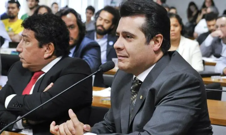 Deputado estadual Marcelo Aguiar (PL) é detido em São Paulo após disparar arma acidentalmente em festa, dizem testemunhas