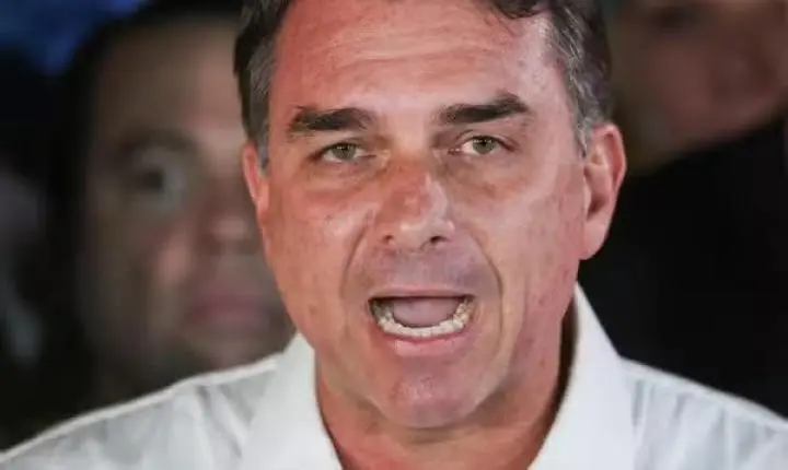 Flávio Bolsonaro: veja o que pode acontecer com o mandato de senador após fuga para os EUA