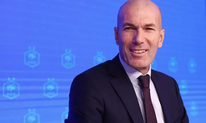 Novo técnico da França, Zidane muda regras de Deschamps na seleção