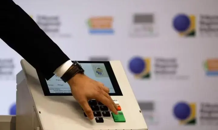 TRE-RJ retotaliza votos neste sábado e deve confirmar vitória de Ruas no 1º turno; entenda