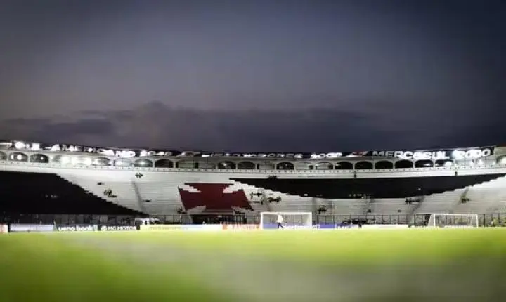Vasco x Corinthians: onde assistir ao vivo, horário e escalações